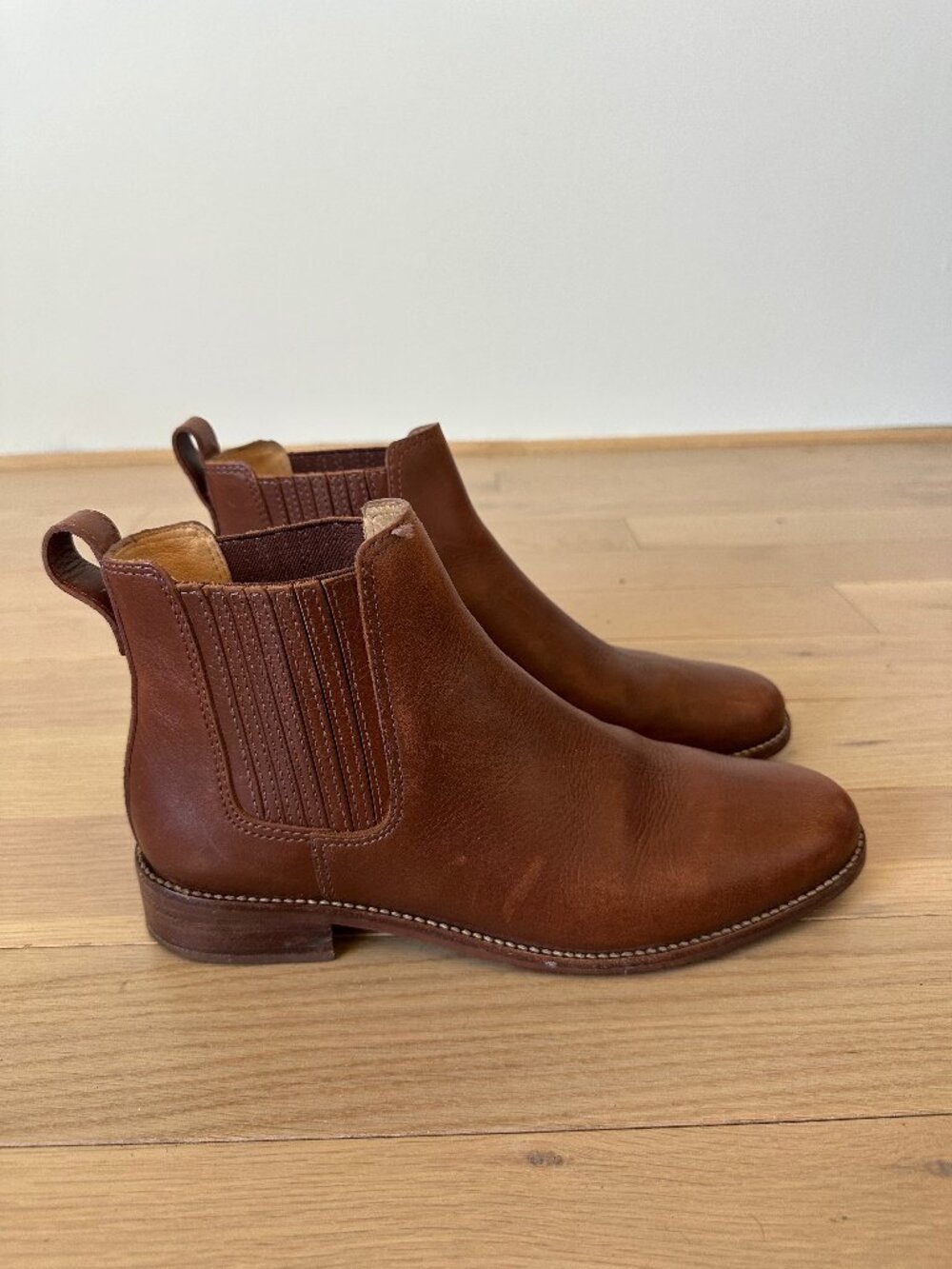 Madewell Brown Leather Chelsea Ankle Boots Size 9